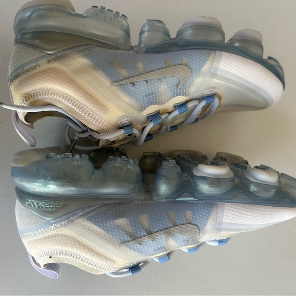 Nike Women’s Vapormax 2019 - Picture 7 of 8
